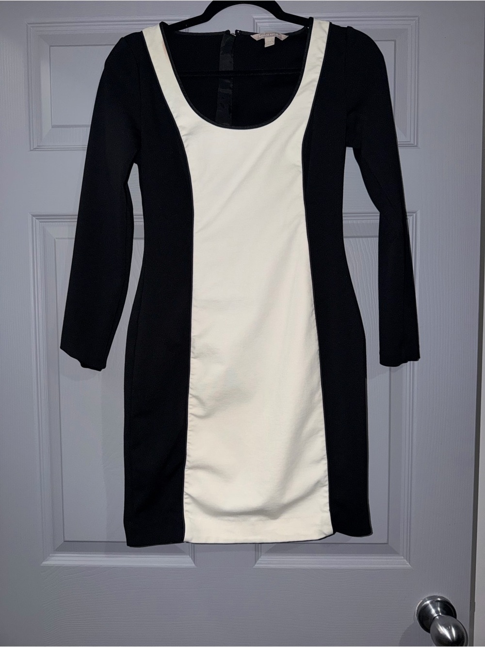 Banana Republic Black and White Color-Block Scoop Body-con Neck Dress